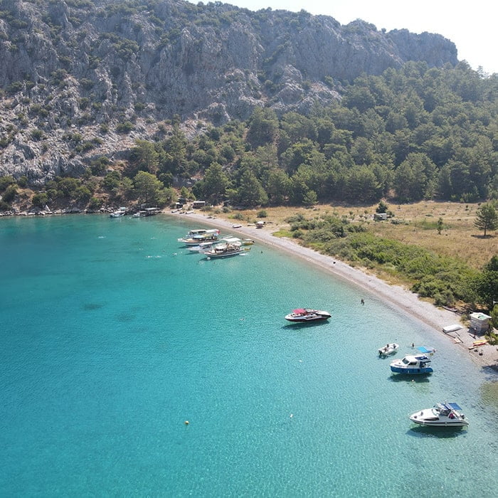 Porto Ceneviz Koyu